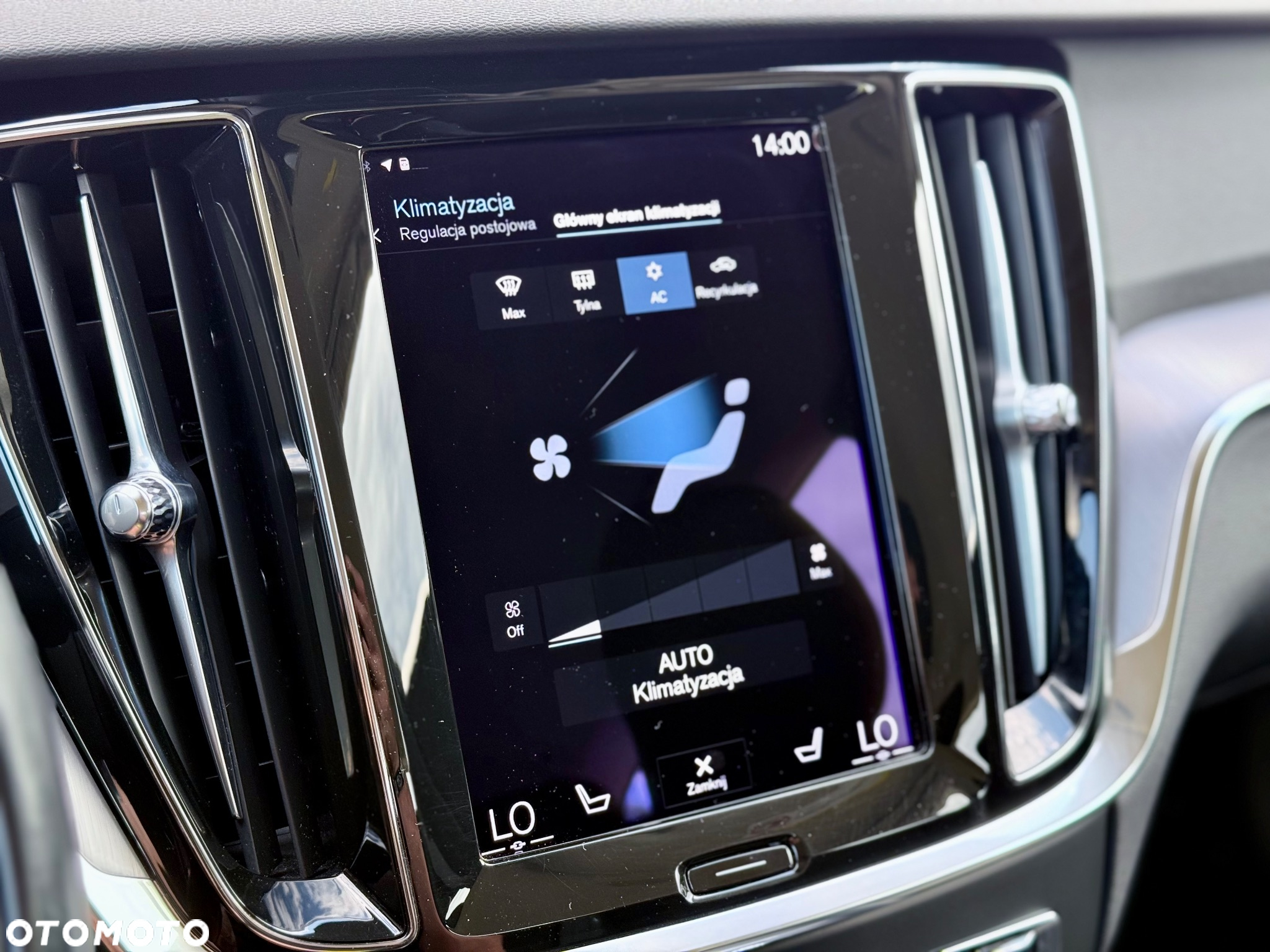 Volvo V60 B4 D Geartronic Momentum - 27