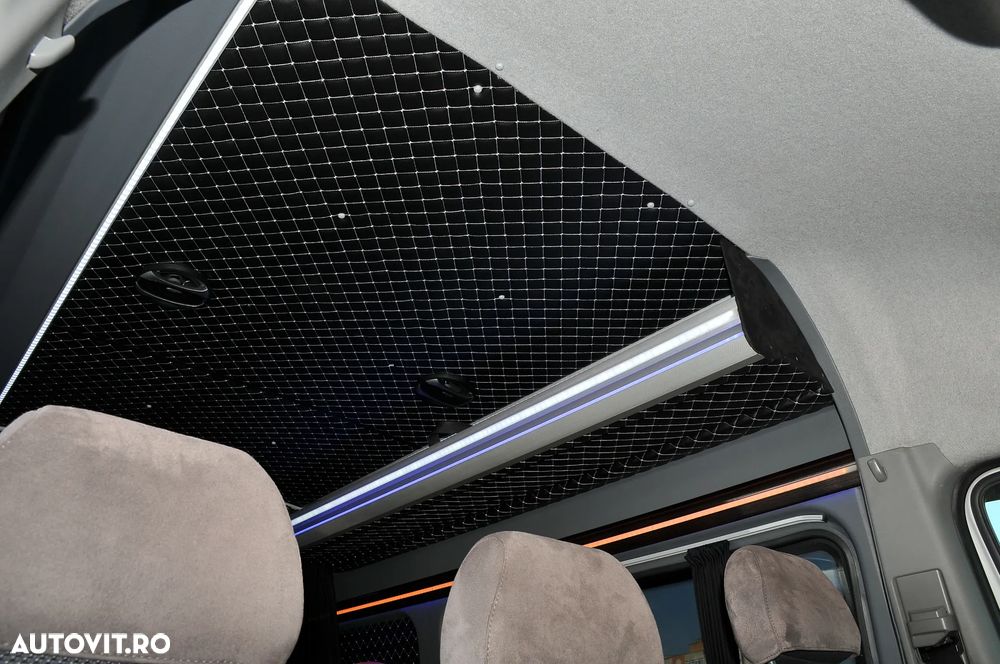 Mercedes-Benz Sprinter - 23