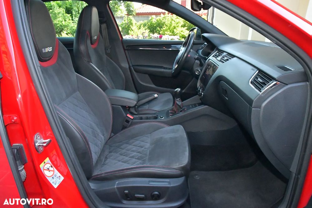Skoda Octavia 2.0 245 TSI RS - 13