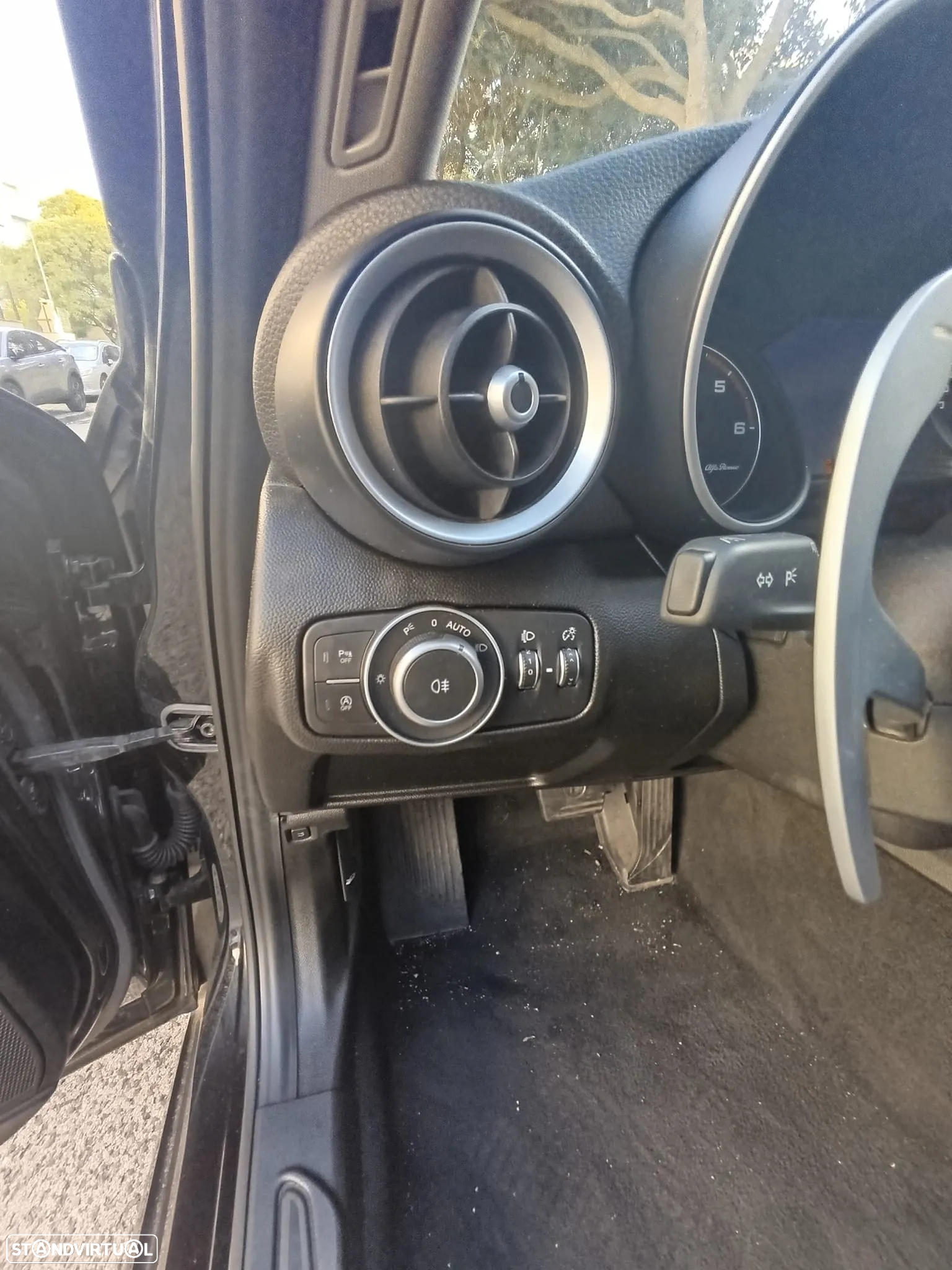 Alfa Romeo Giulia 2.2 D Super AT8 - 35
