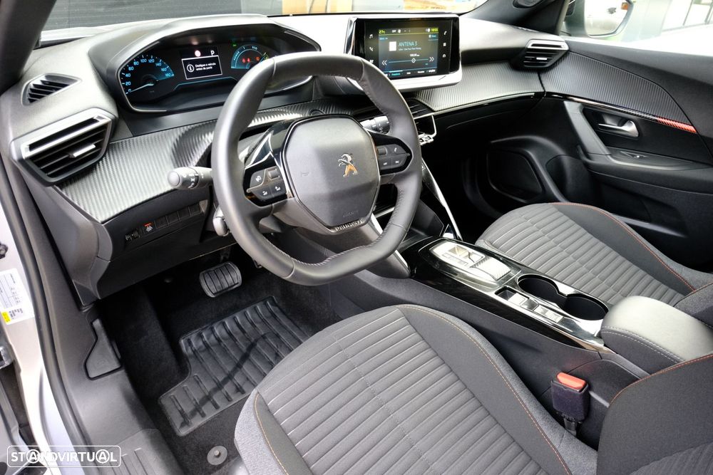 Peugeot e-2008 50 kWh Active Pack - 9