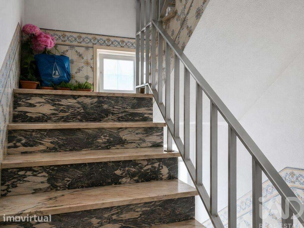 Prédio em Póvoa de Santo Adrião e Olival Basto de 170,71 m2 - Grande imagem: 3/13