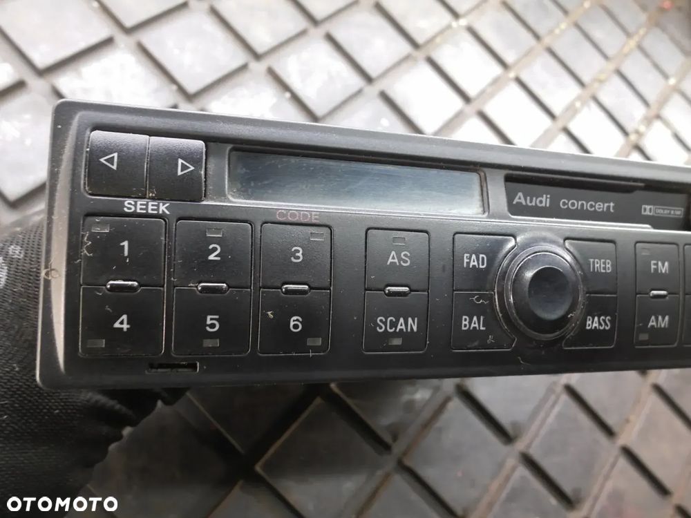 RADIO AUDI A6 C5 4B0035186B RADIO FABRYCZNE - 2