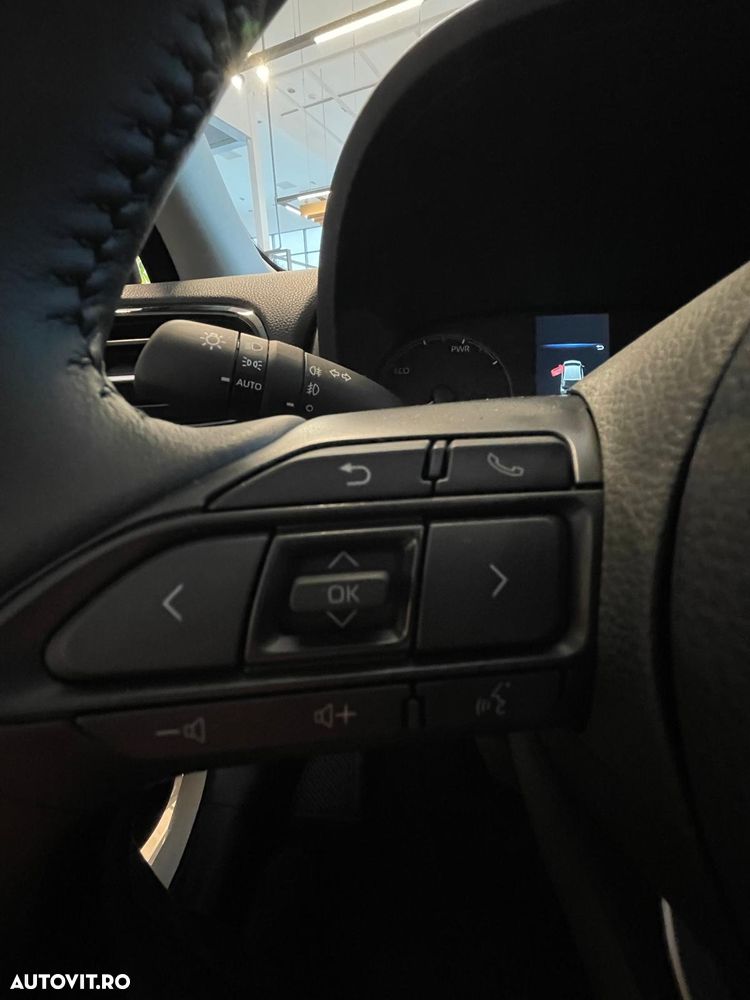 Toyota Yaris 1.5 116 CP HEV Eco - 11