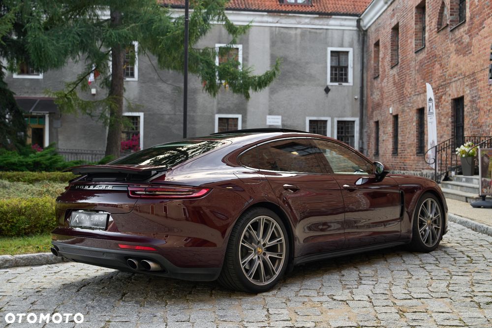 Porsche Panamera 4S - 7
