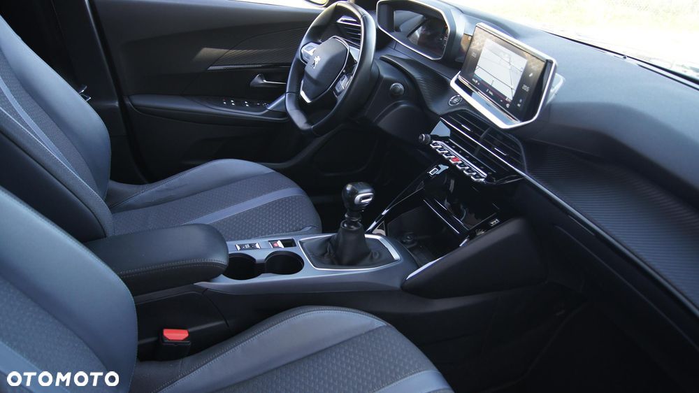Peugeot 2008 1.5 BlueHDi Allure - 15