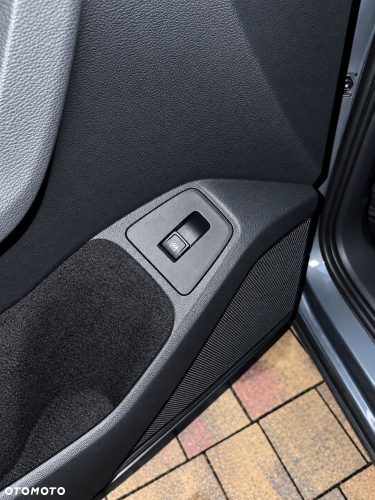 Volkswagen Tiguan - 9