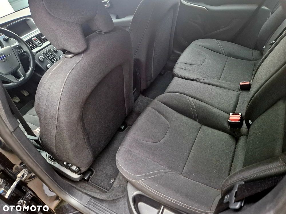 Volvo V40 D2 - 7