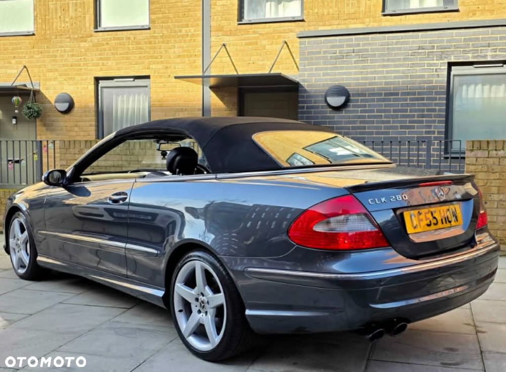 Mercedes-Benz CLK - 2