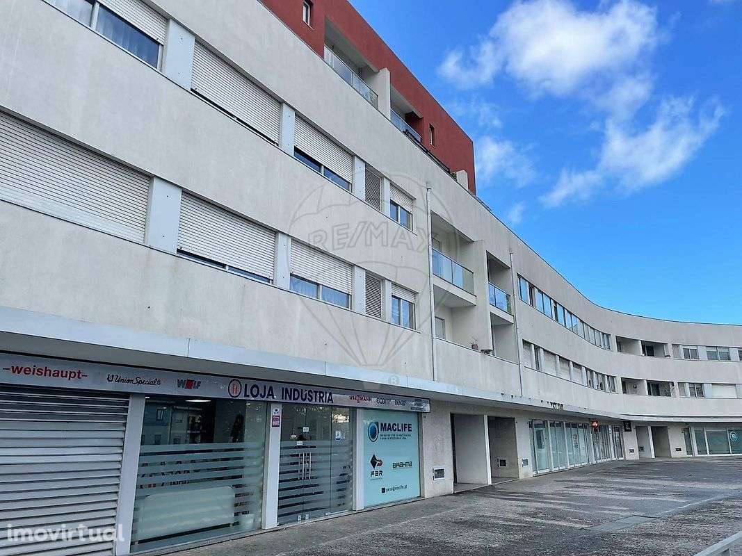 Apartamento T4 para venda - Grande imagem: 2/37