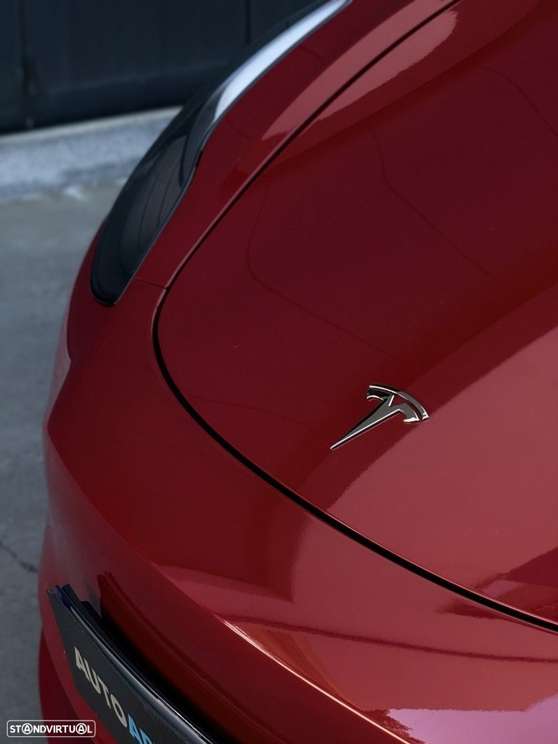 Tesla Model 3 - 42