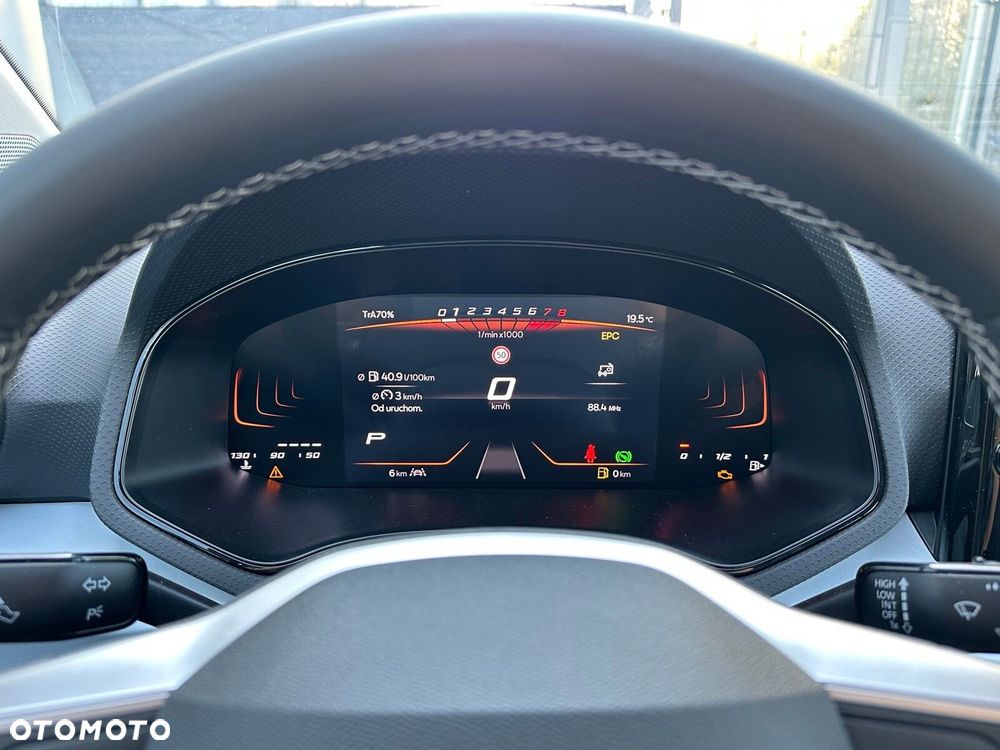 Seat Arona 1.0 TSI Style S&S DSG - 24