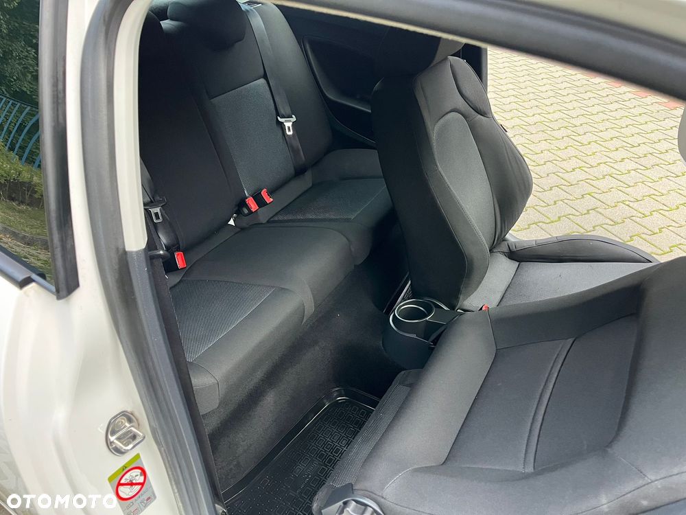 Seat Ibiza SC 1.6 16V DSG Style - 17