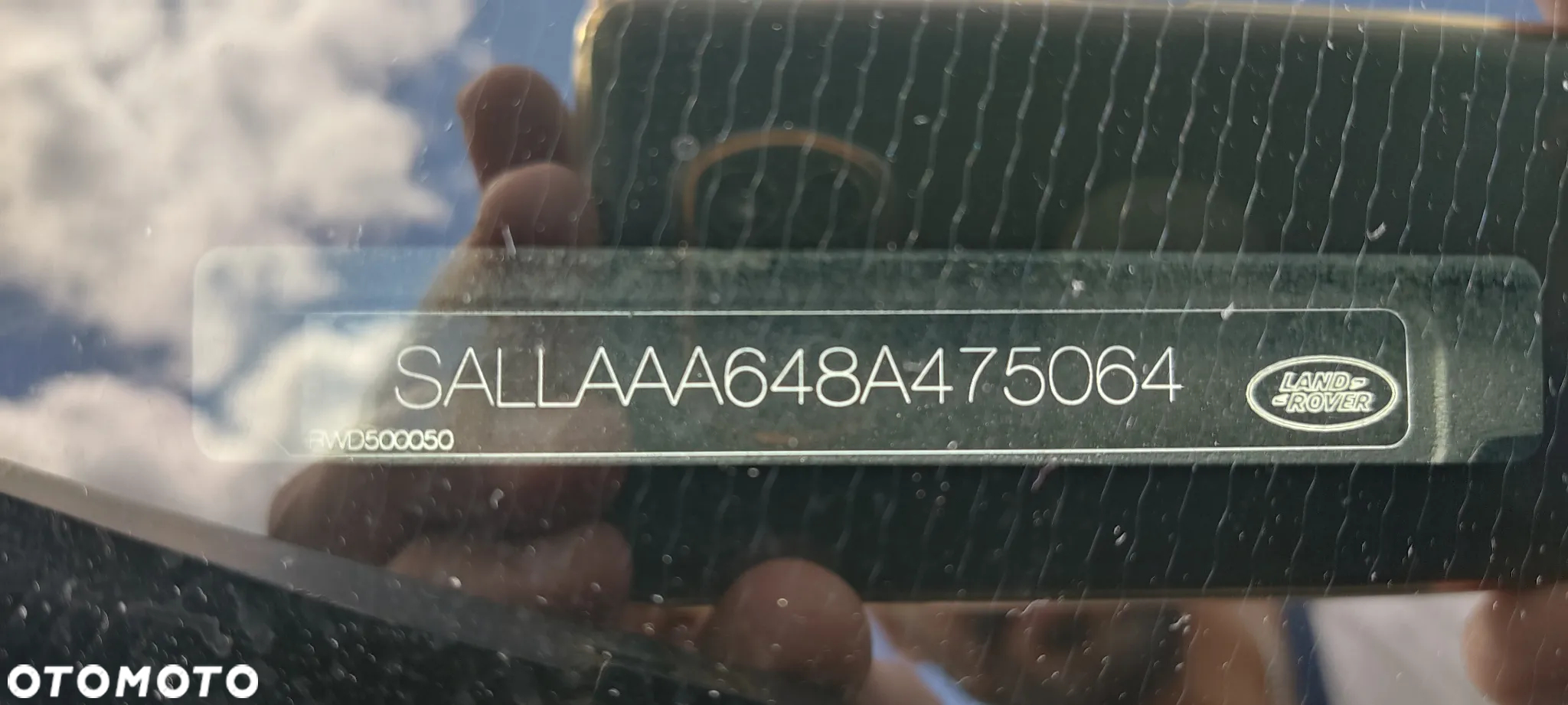 Land Rover Discovery IV 2.7D V6 HSE - 23