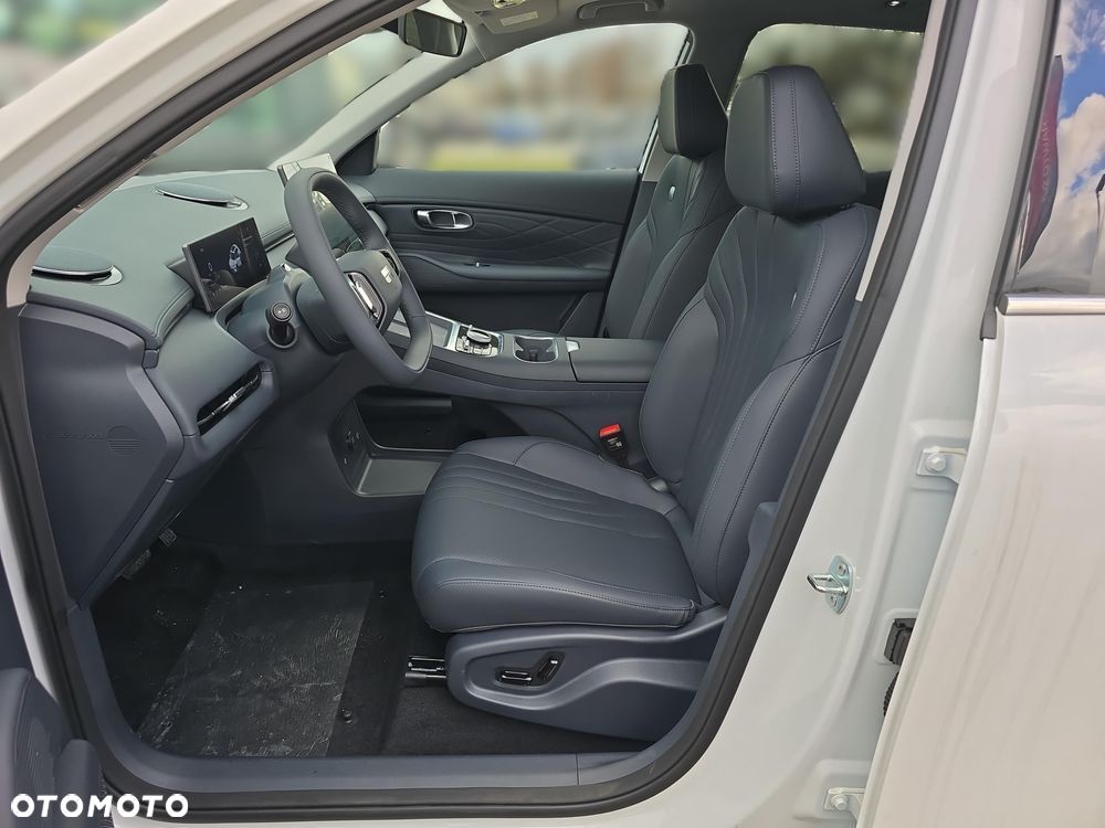 Geely Starray EM-i 1.5 PHEV Pro - 14