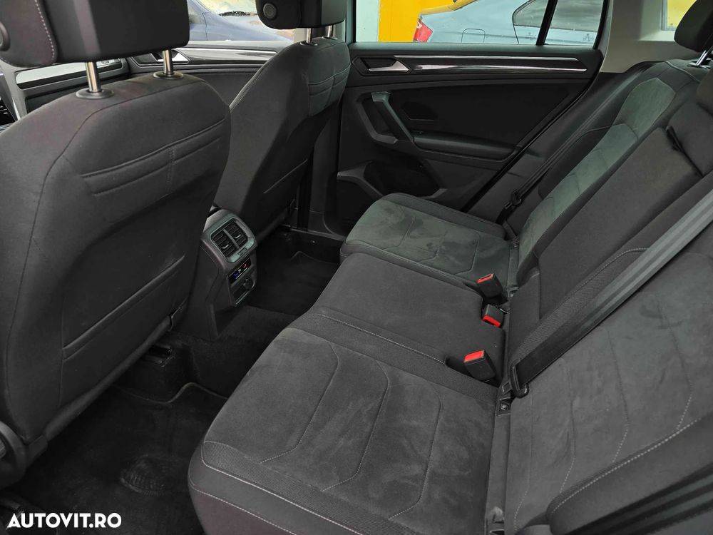 Volkswagen Tiguan - 10