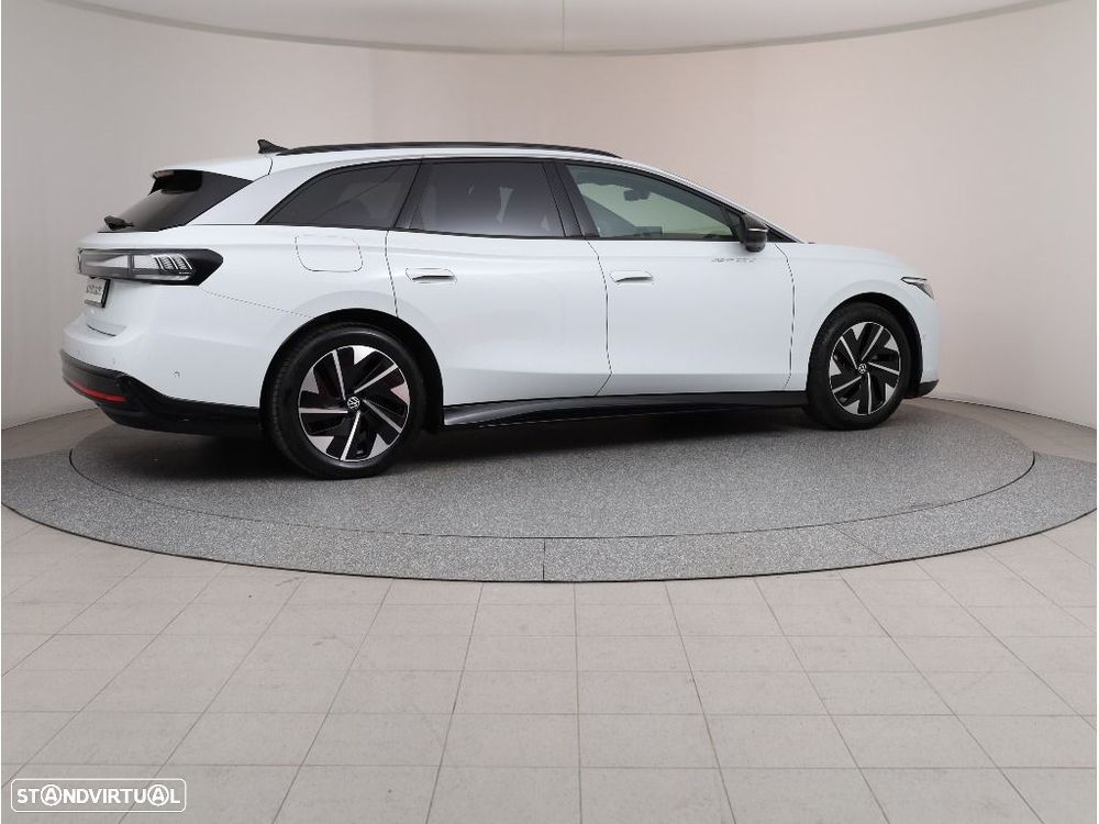 VW ID.7 77 kWh Pro Urban - 16