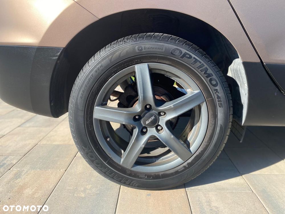 Hyundai ix35 1.7 CRDi 2WD blue Comfort - 10