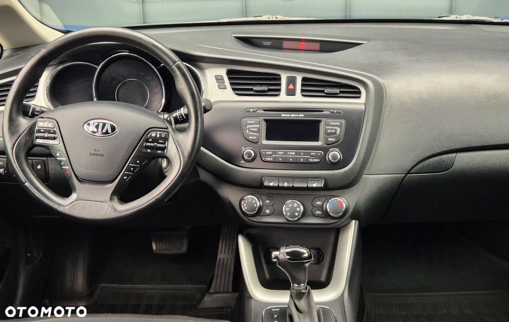 Kia Ceed - 6