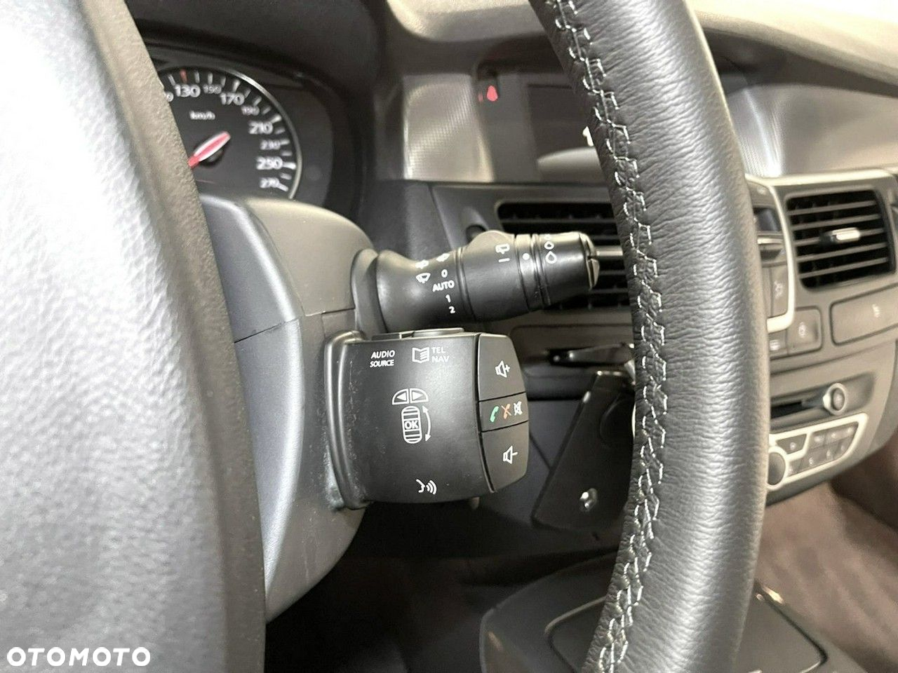 Renault Laguna - 28