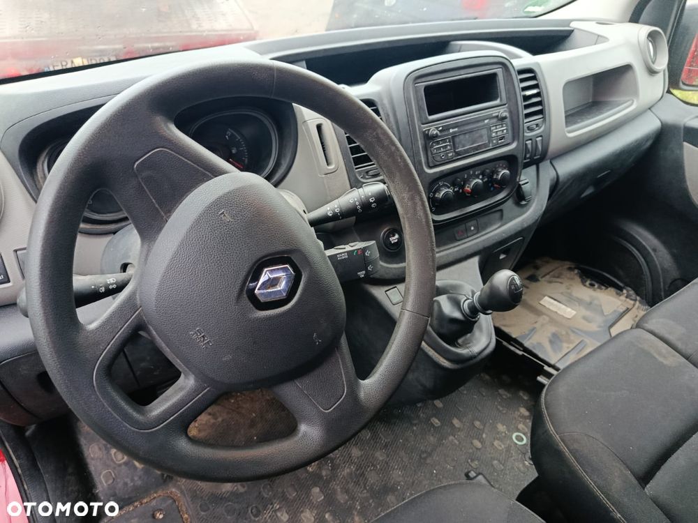 Renault TRAFIC - 7