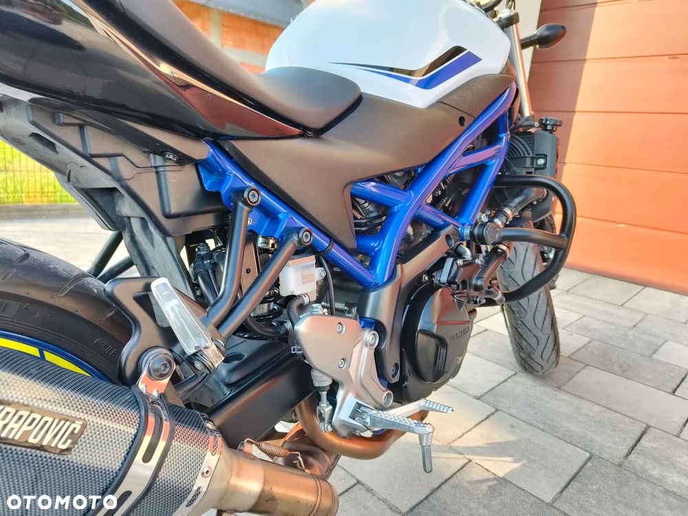 Suzuki SV - 21