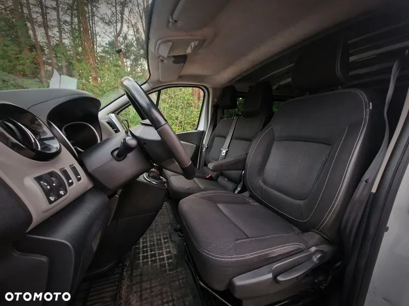 Renault Trafic - 18
