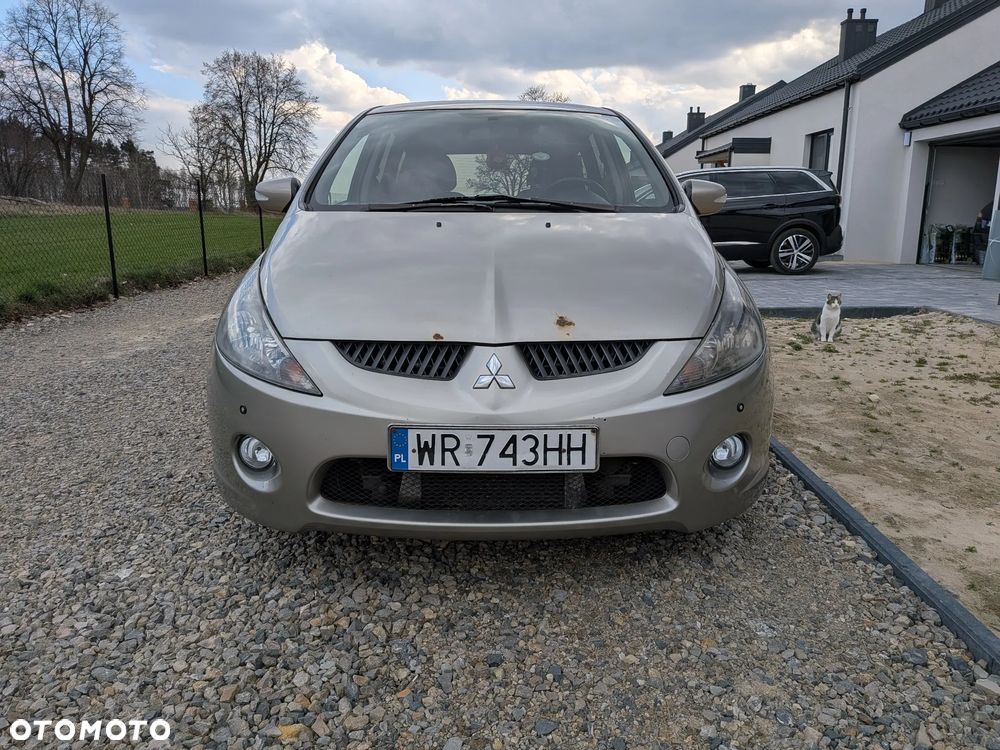 Mitsubishi Grandis 2.0 DID Intense - 4