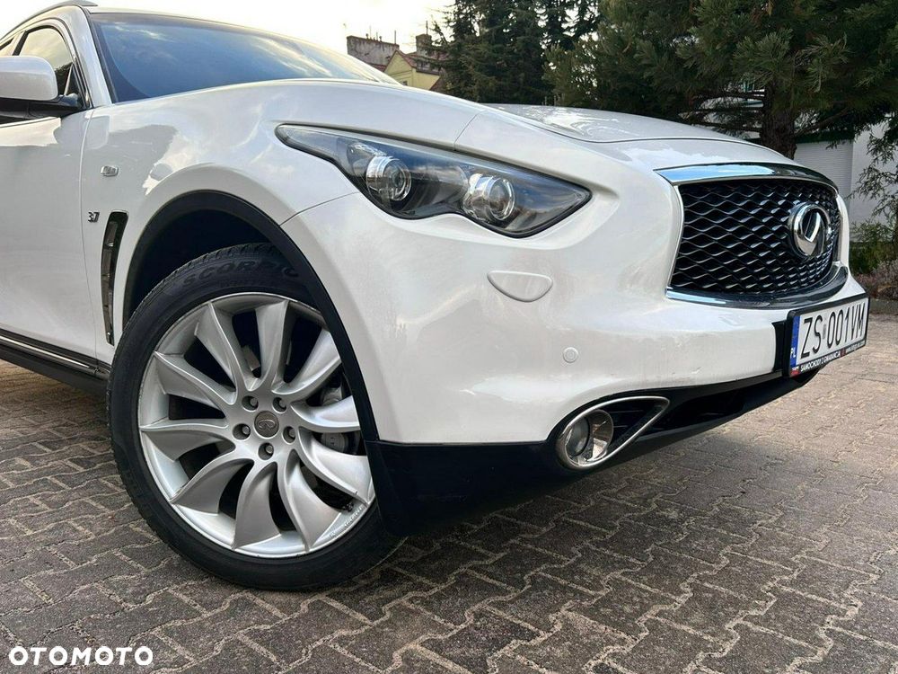 Infiniti QX70 3.7 AWD S Premium - 14
