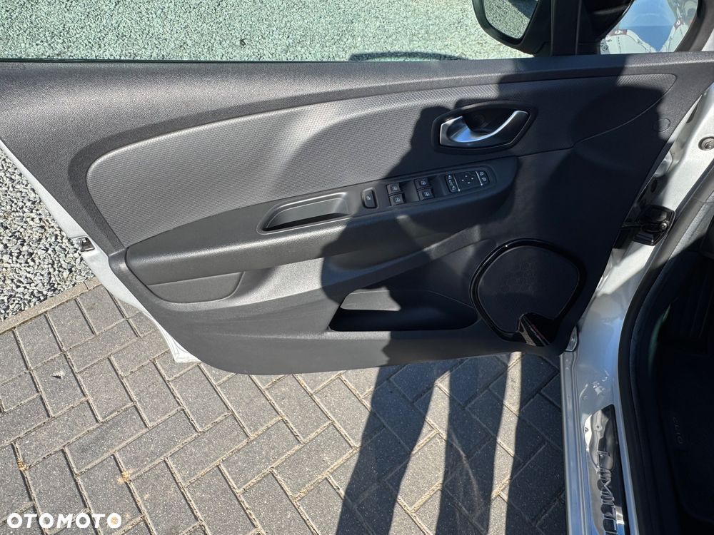 Renault Clio 1.2 Energy TCe Limited 2018 EDC - 14