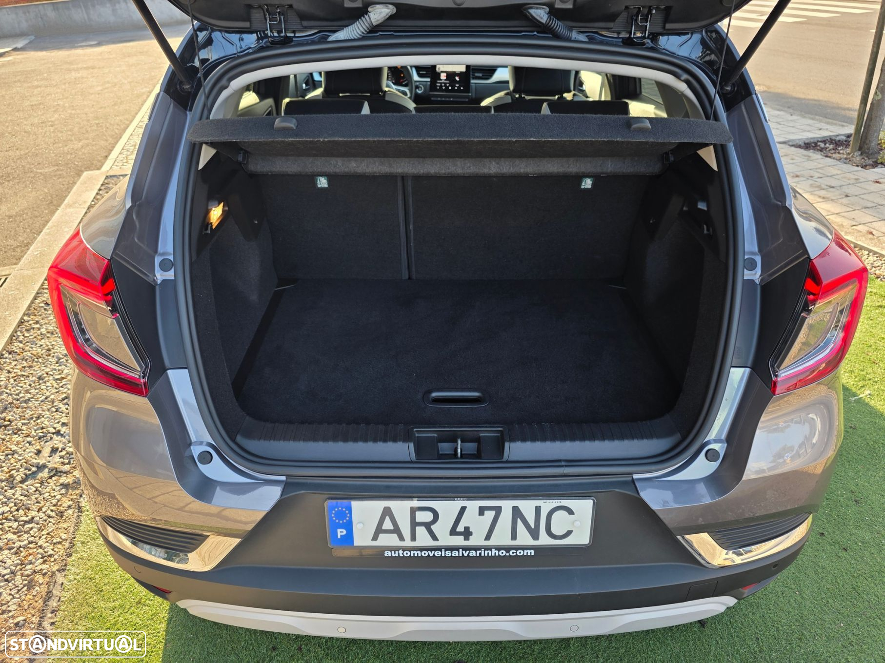 Renault Captur 1.0 TCe Exclusive - 27
