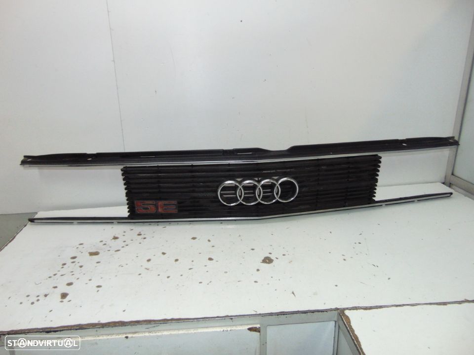 Audi antigo grelha - 1