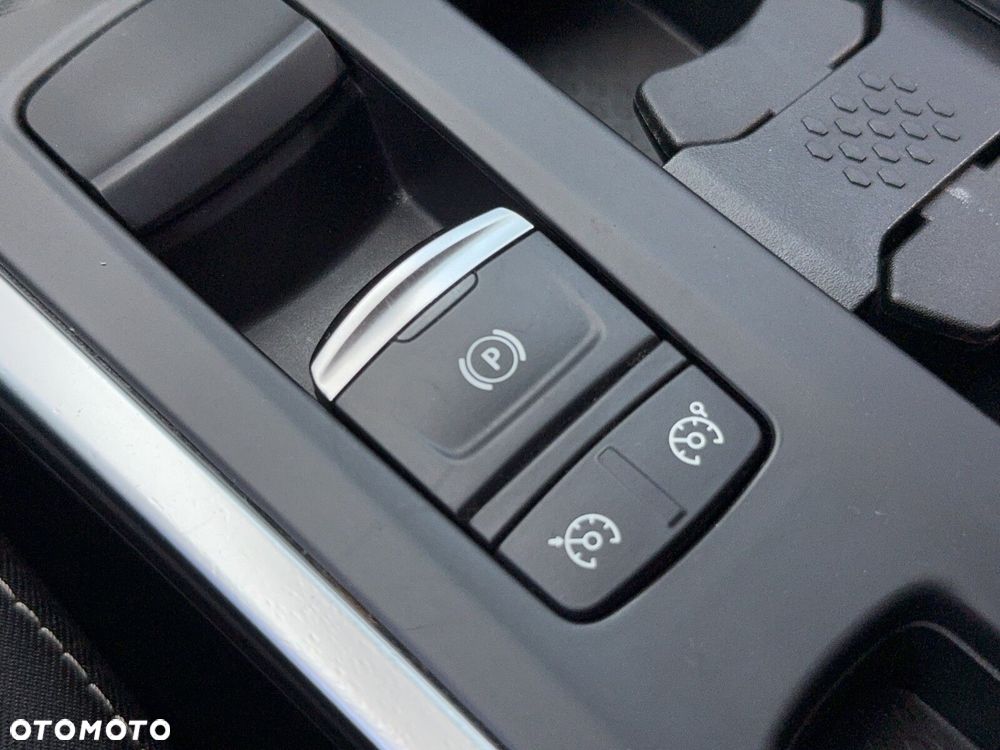 Renault Megane - 25