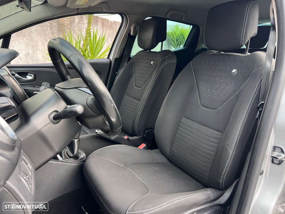 Renault Clio 0.9 TCe Limited - 12