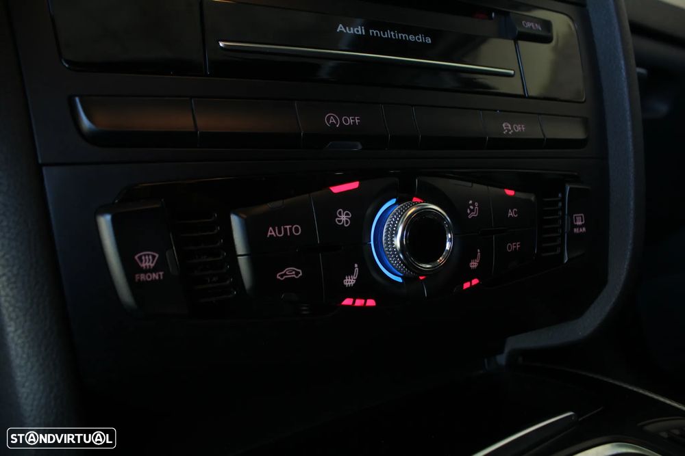 Audi A4 Avant 2.0 TDI DPF S line Sport Pack - 51
