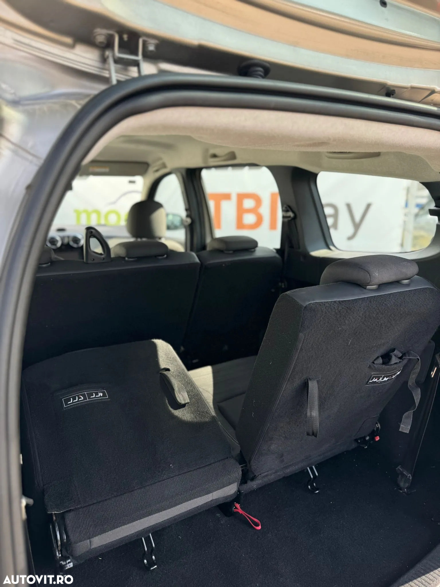 Dacia Lodgy - 24