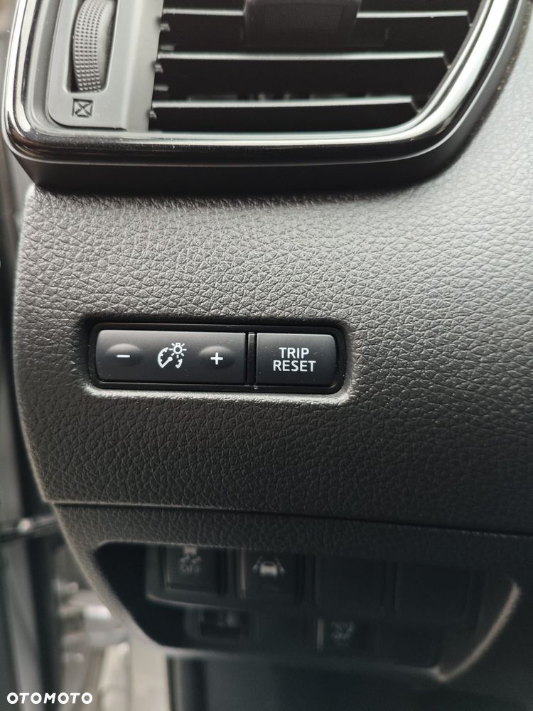 Nissan X-Trail 1.7 dCi ALL-MODE 4x4i Acenta - 31