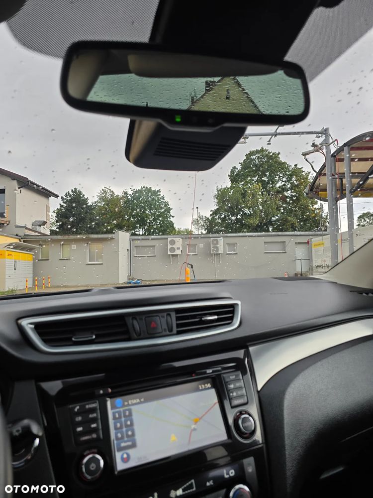 Nissan Qashqai 1.2 DIG-T N-Connecta EU6 - 31