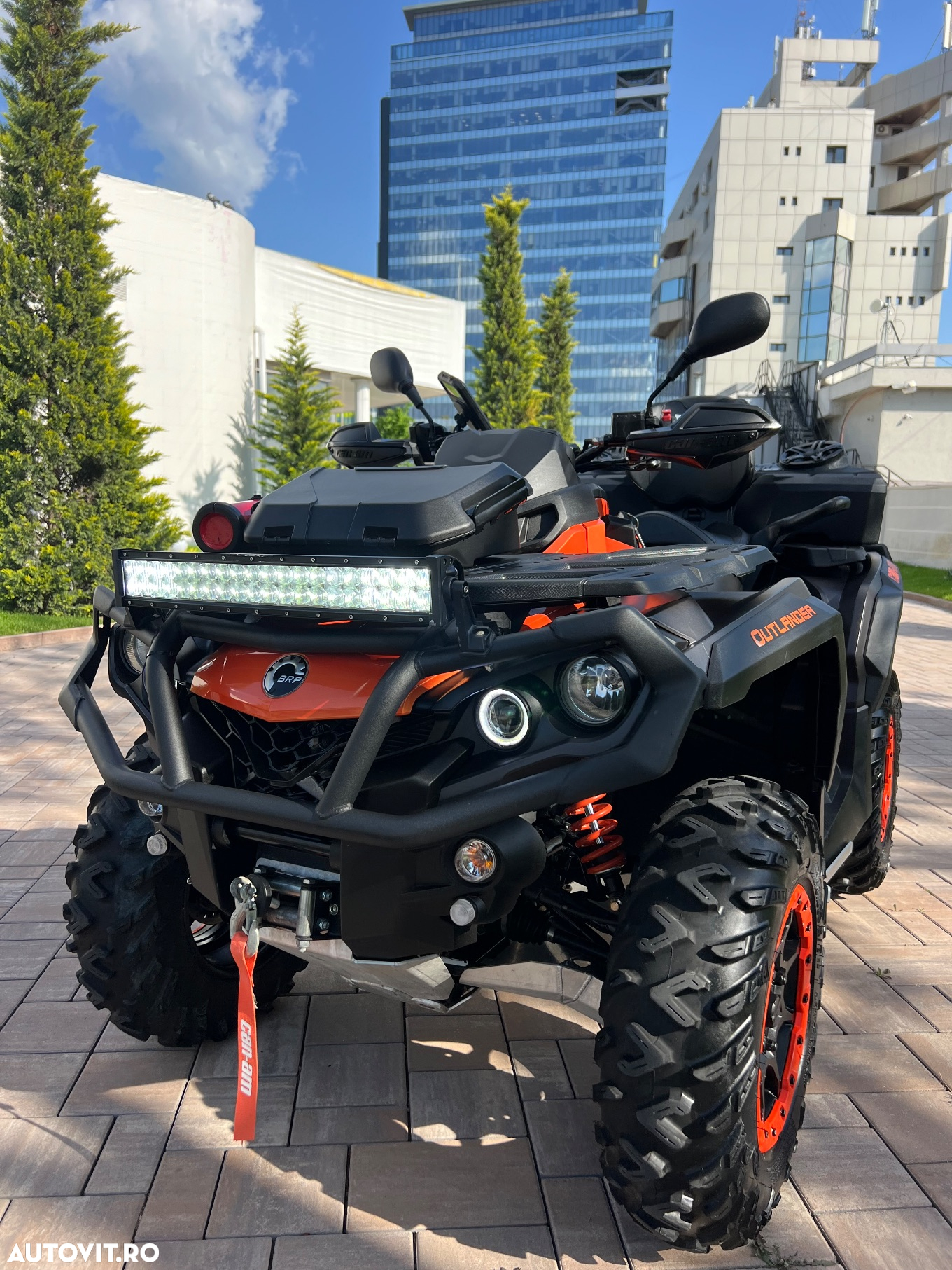 Can-Am Outlander Max - 10