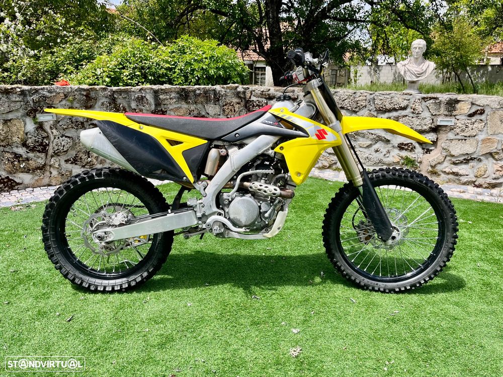 Suzuki RMZ 250 - 4