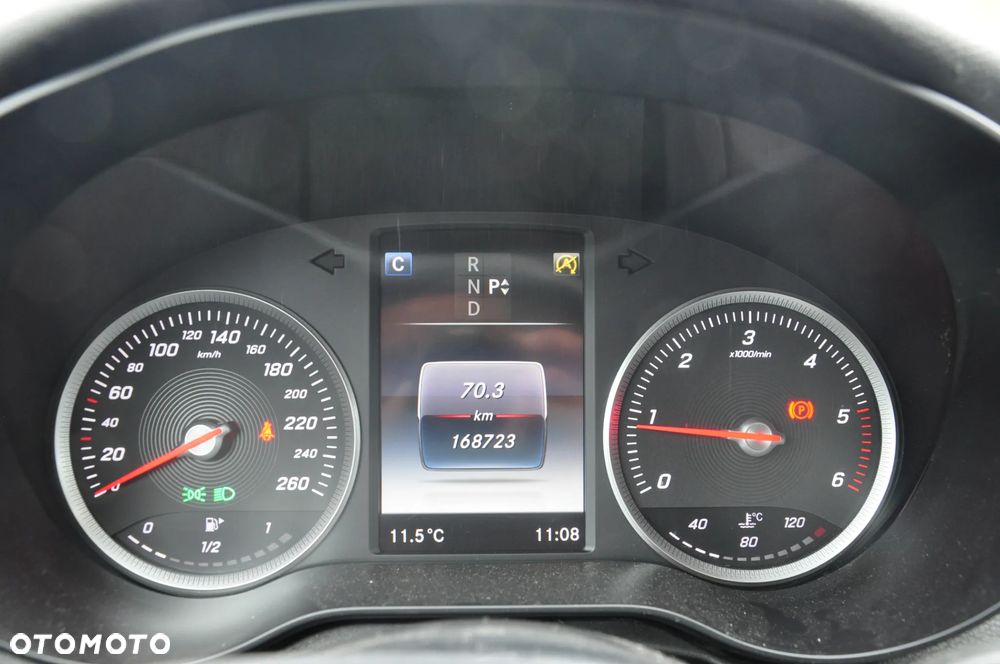 Mercedes-Benz Klasa C 180 (BlueTEC) d T 7G-TRONIC Avantgarde - 11
