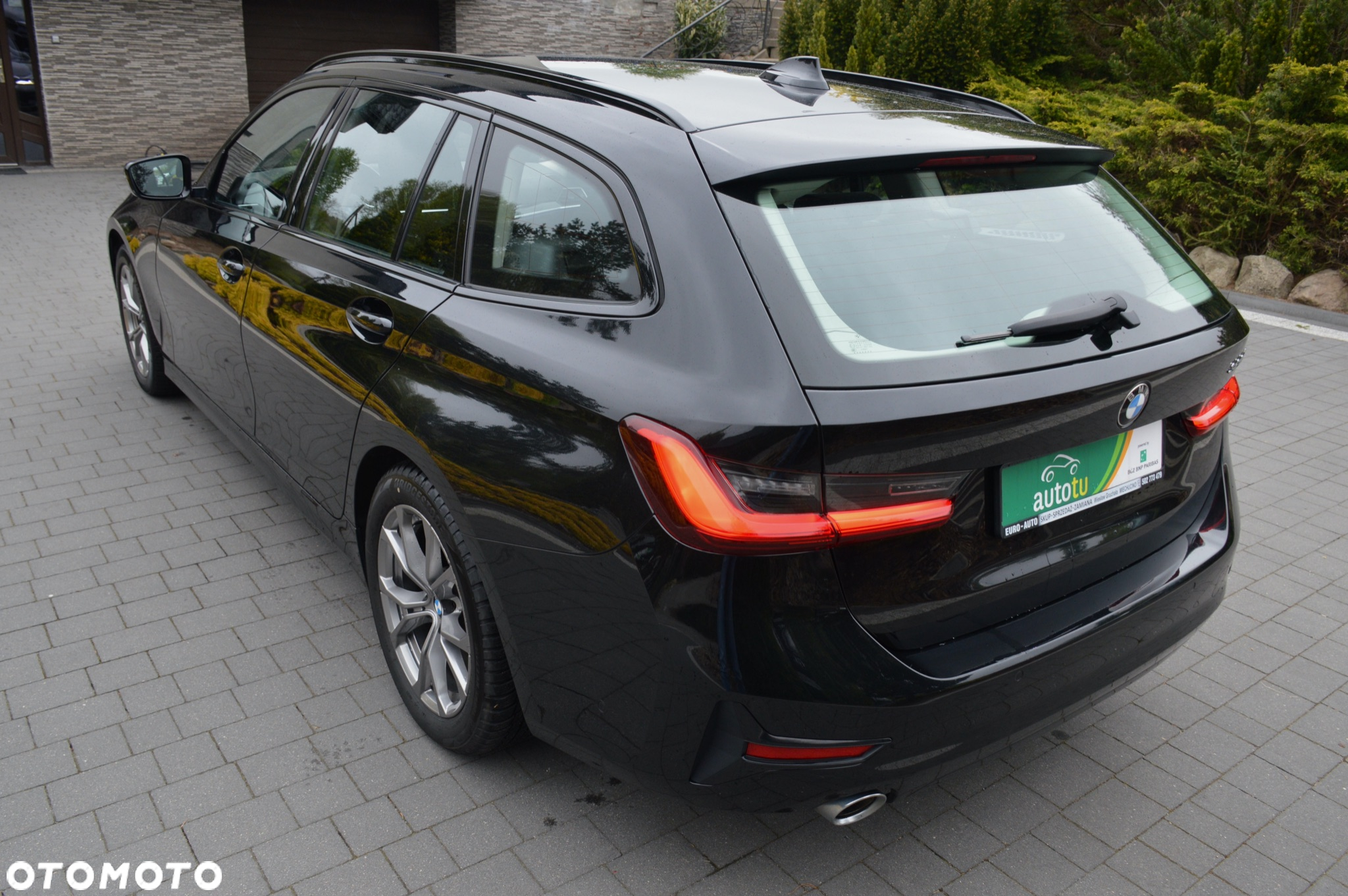 BMW Seria 3 320d Sport Line Shadow - 4
