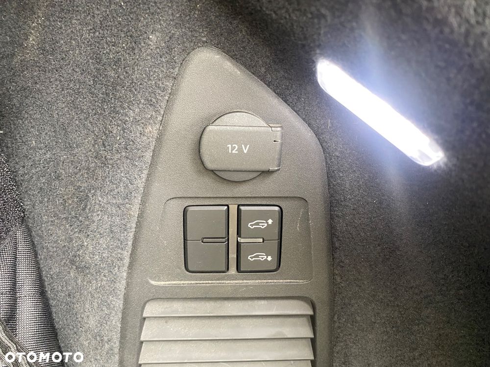Volkswagen Touareg 3.0 V6 TDI SCR 4Mot R-Line - 39