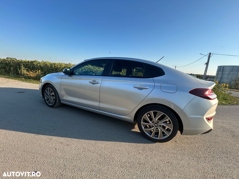 Hyundai i30 1.0 T-GDI 120CP 5DR Highway - 2