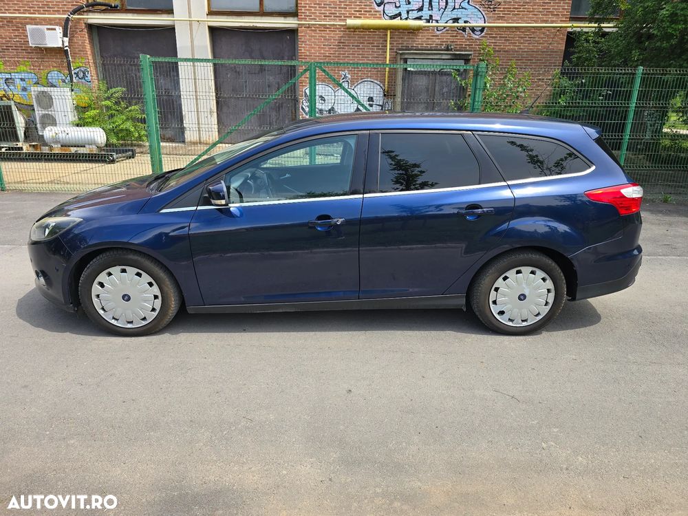 Ford Focus - 10