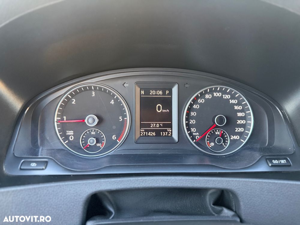 Volkswagen Multivan - 10