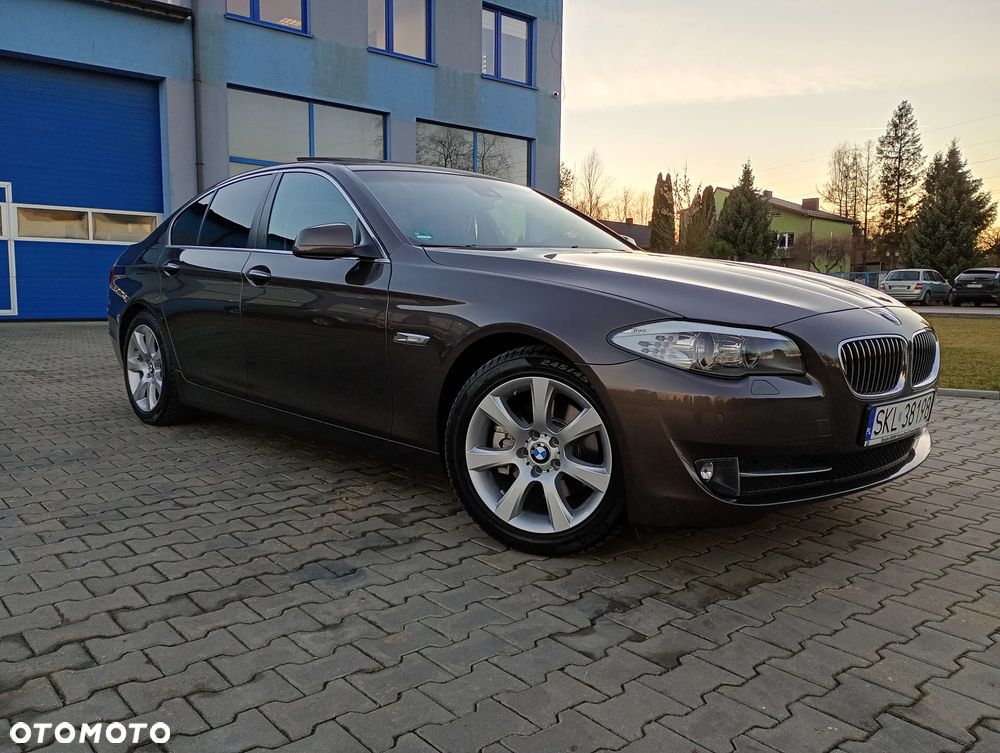 BMW Seria 5 520d - 15