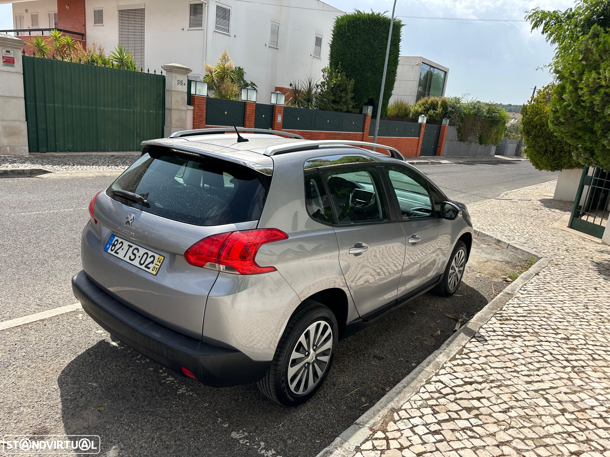 Peugeot 2008 - 5