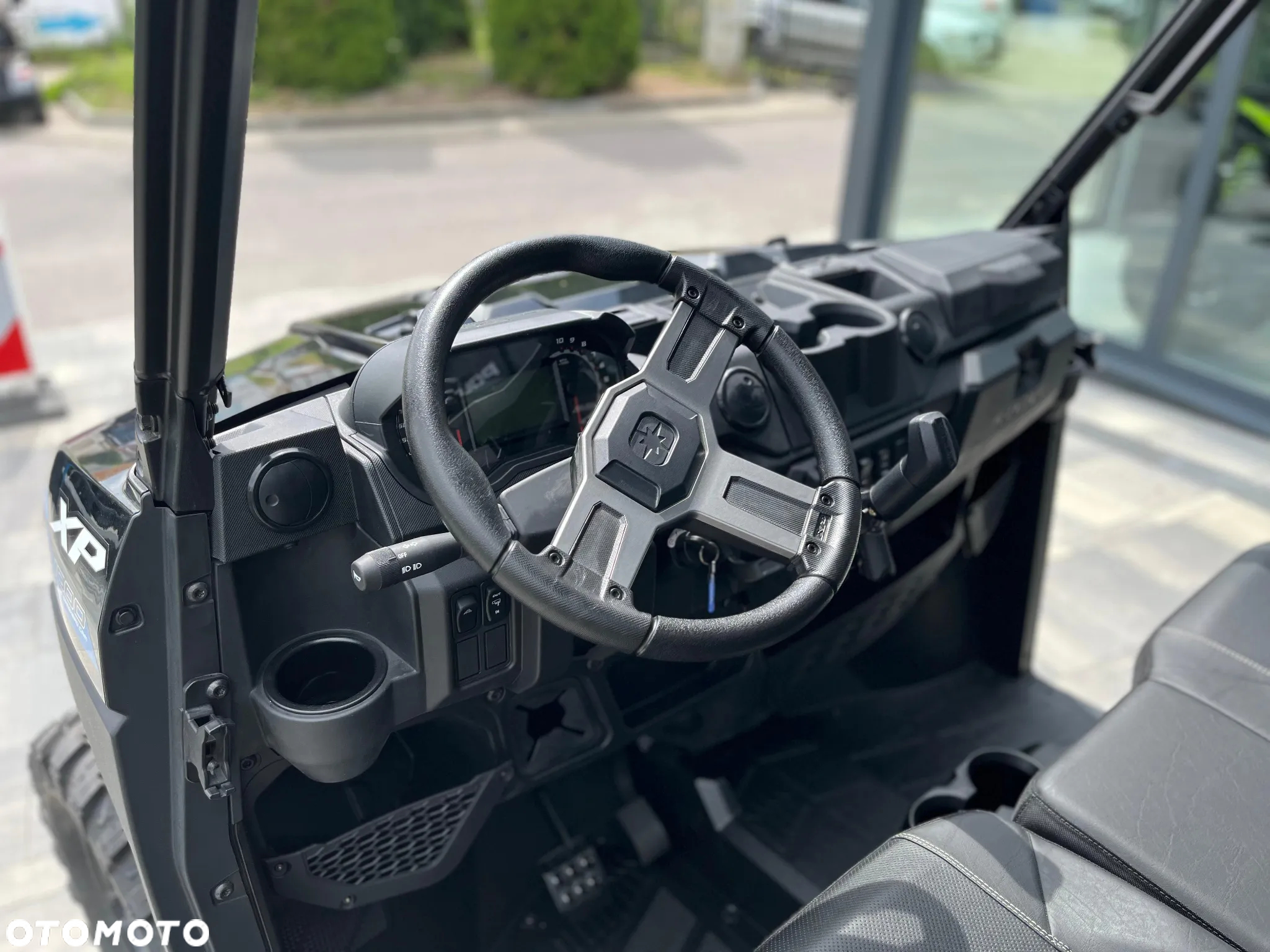 Polaris Ranger XP - 7