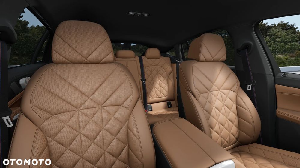 BMW X6 xDrive30d - 11